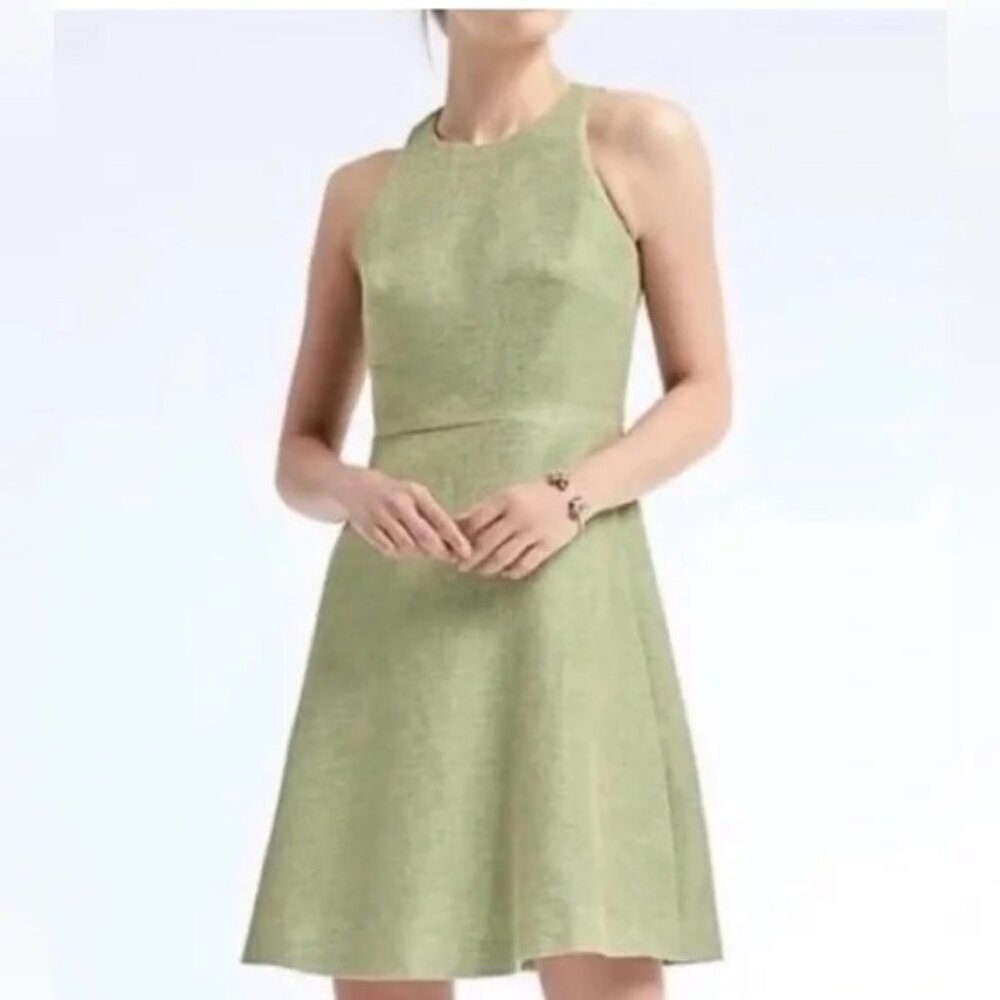 Banana Republic - Size 6 - Kelly Green Tweed Sleeveless Racer Neck Dress